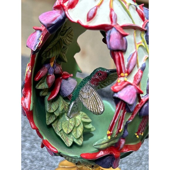 House of Faberge Franklin Mint Egg Jewels in the Garden Hummingbird w/Gold Base - Picture 5 of 10